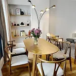 Daire Amazing Two Bedroom In The Heart Of