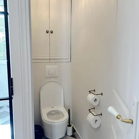 Amazing Two Bedroom In The Heart Of Lejlighed *