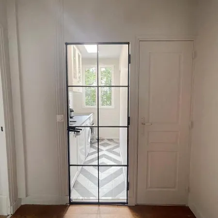 Amazing Two Bedroom In The Heart Of *