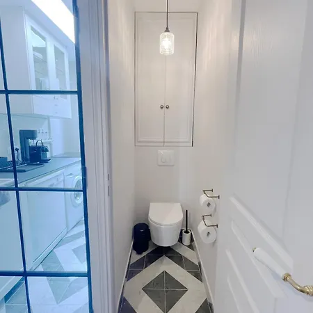Lejlighed Amazing Two Bedroom In The Heart Of
